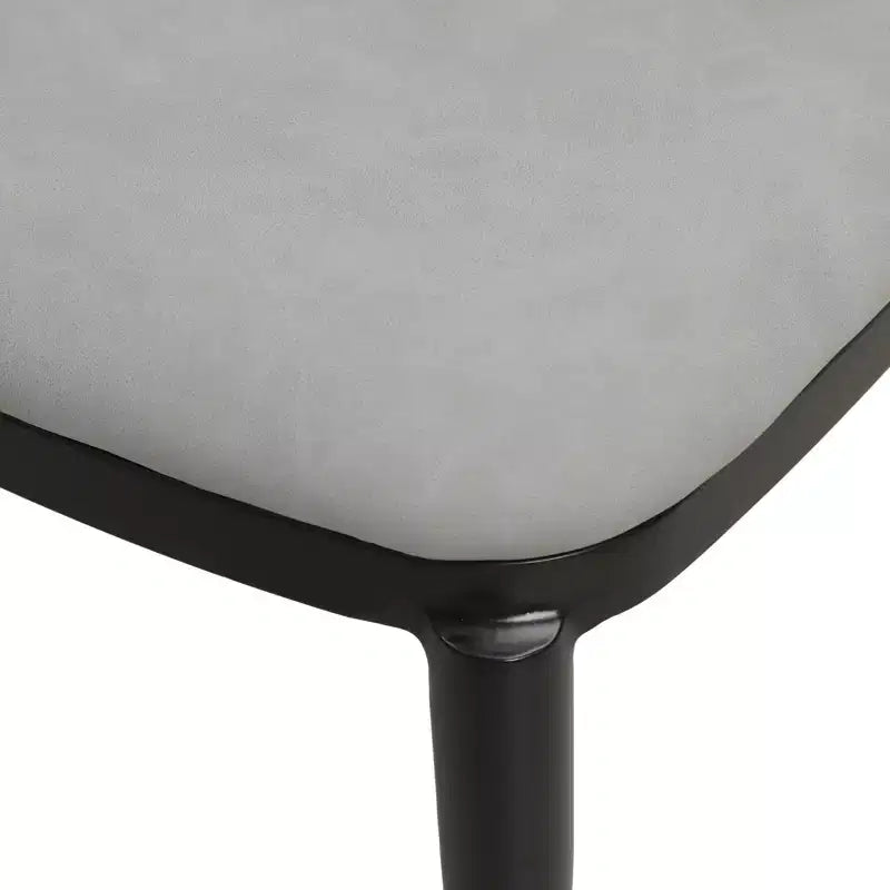 LeisureMod Verve Set da pranzo 5 pezzi - Tavolo rotondo con piano in MDF da 36, 4 sedie da pranzo laterali in pelle