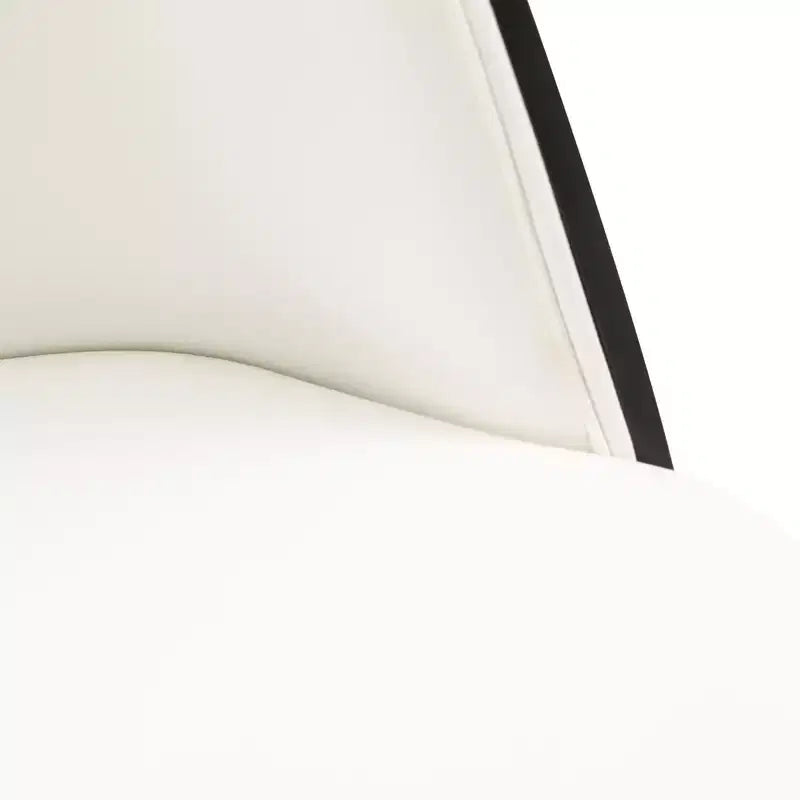 LeisureMod Verve Set da pranzo 5 pezzi - Tavolo rotondo con piano in MDF da 36, 4 sedie da pranzo laterali in pelle