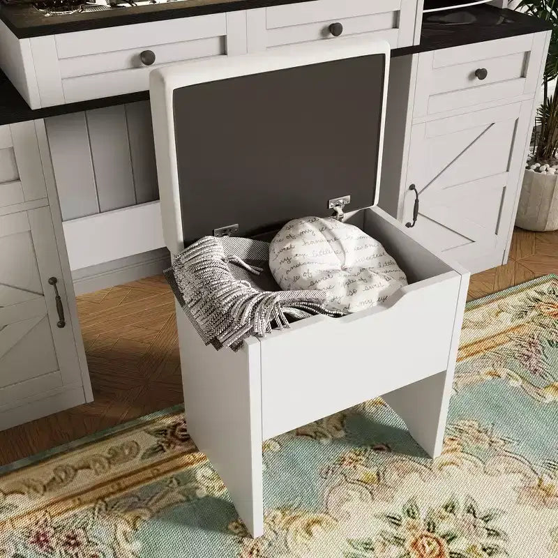 Whisen Tavolo da Trucco con Specchio Touch LED, Sgabello Imbottito con Contenitore, Piano in Vetro, Stazione di Ricarica e Ampio Spazio di Archiviazione - Bianco