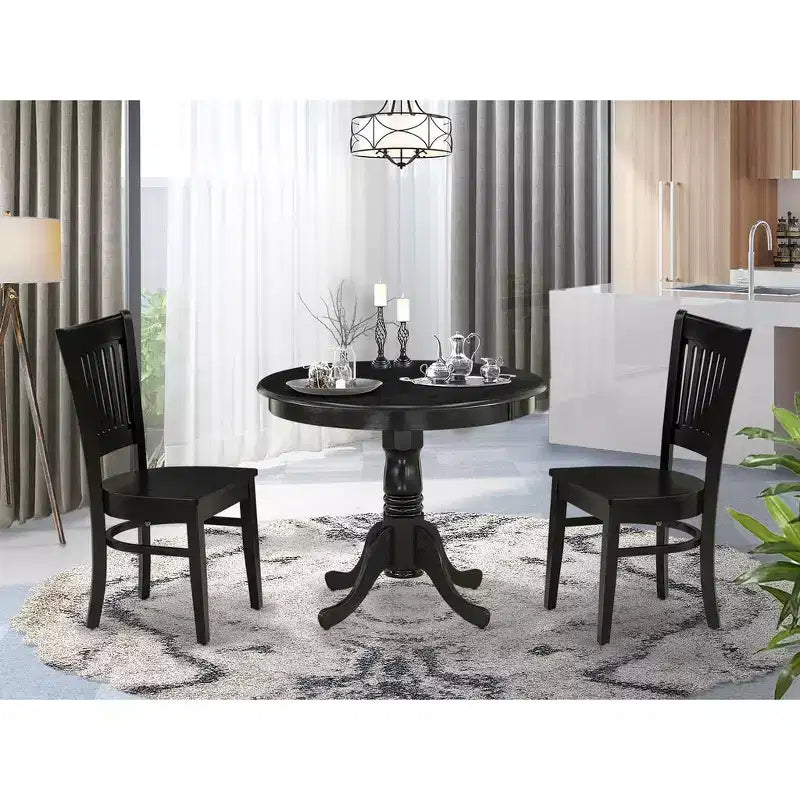 HomeStock Belmont Set Sala da Pranzo 3 Pezzi - 2 Sedie da Cucina e Tavolo da Pranzo Moderno - Sedile in Legno e Schienale a Doghe - Finitura Nera