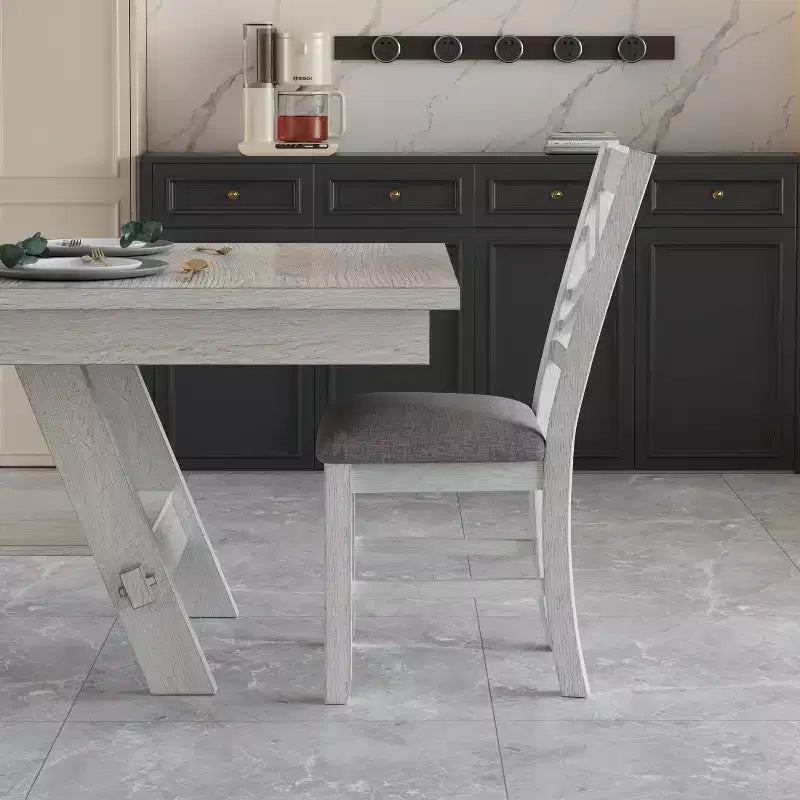 VECELO Set sala da pranzo rustico allungabile da 5 pezzi, tavolo in legno di gomma con 4 sedie da pranzo imbottite senza braccioli per cucina, grigio
