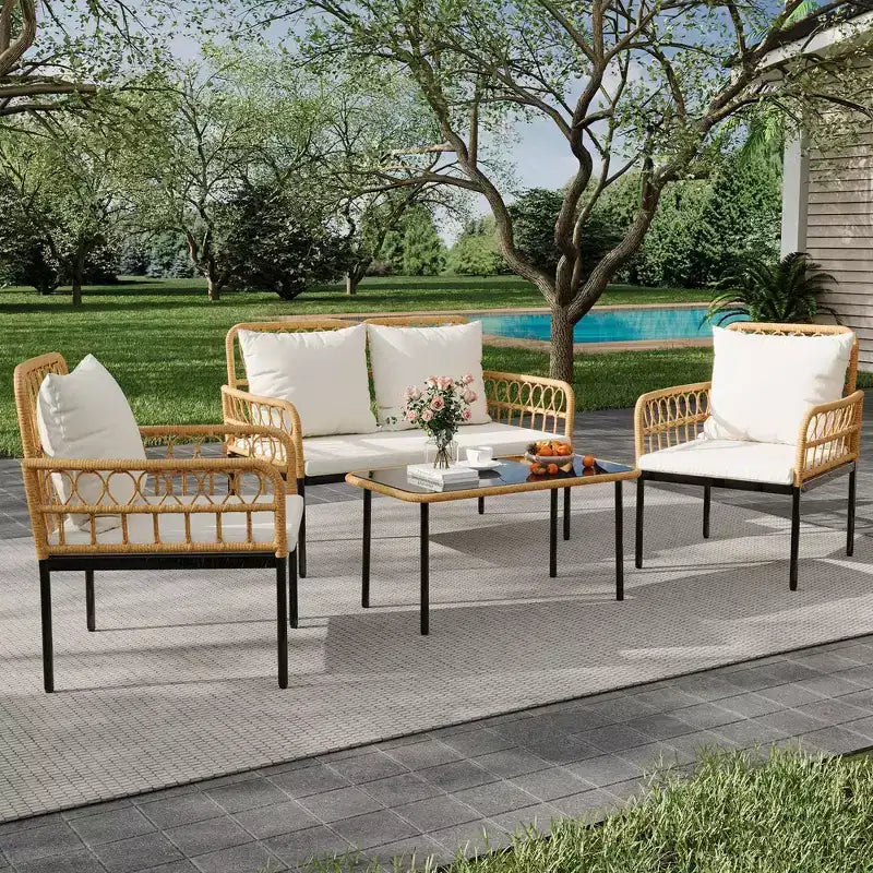 Set mobili da giardino a 4 pezzi in rattan, per terrazza, con sedie a dondolo e tavolino da caffè in vetro, per patio e cortile