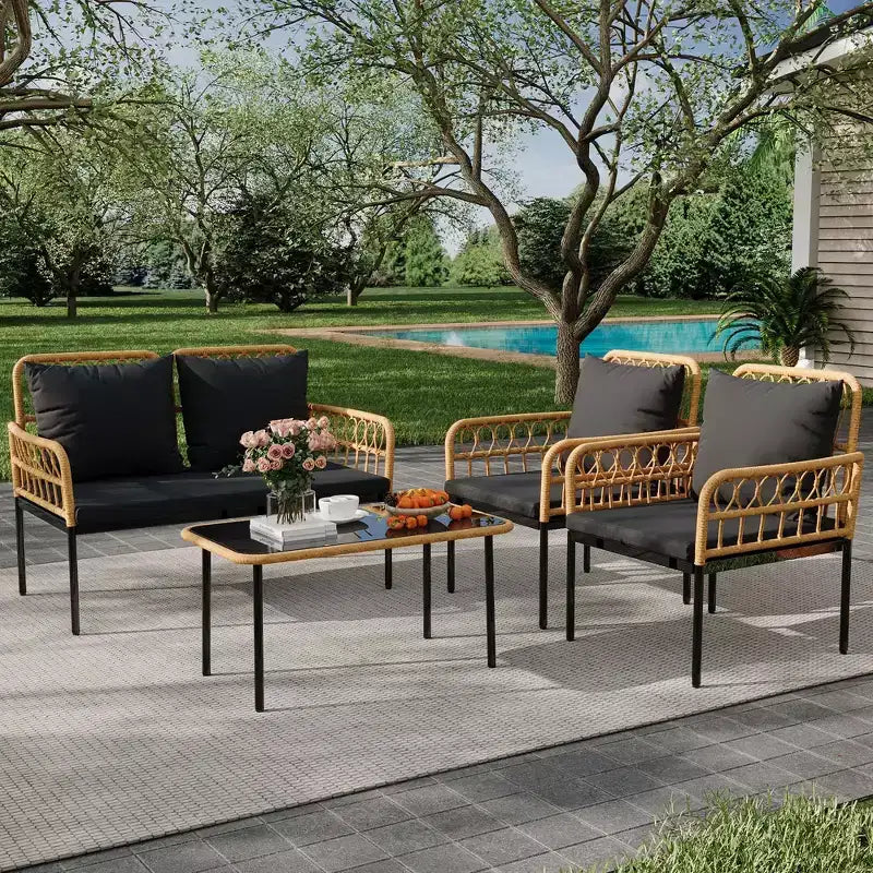 Set mobili da giardino a 4 pezzi in rattan, per terrazza, con sedie a dondolo e tavolino da caffè in vetro, per patio e cortile