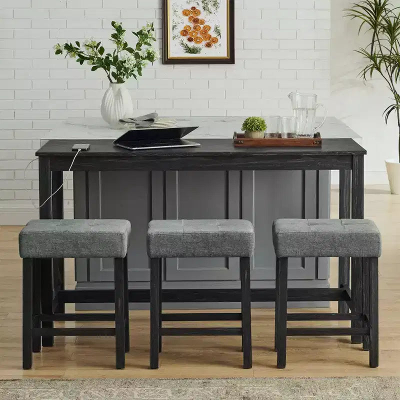 Set tavolo da pranzo e sgabelli da bar Okak da 4 pezzi in stile rustico per cucina, sala da pranzo, set tavolo da colazione in legno massello con presa di corrente