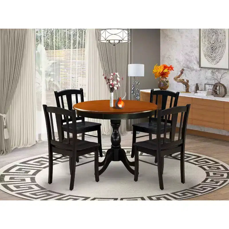 HomeStock Set da pranzo da 5 pezzi con tavolo rotondo con top in legno massello nero e ciliegio e 4 sedie con schienale a doghe