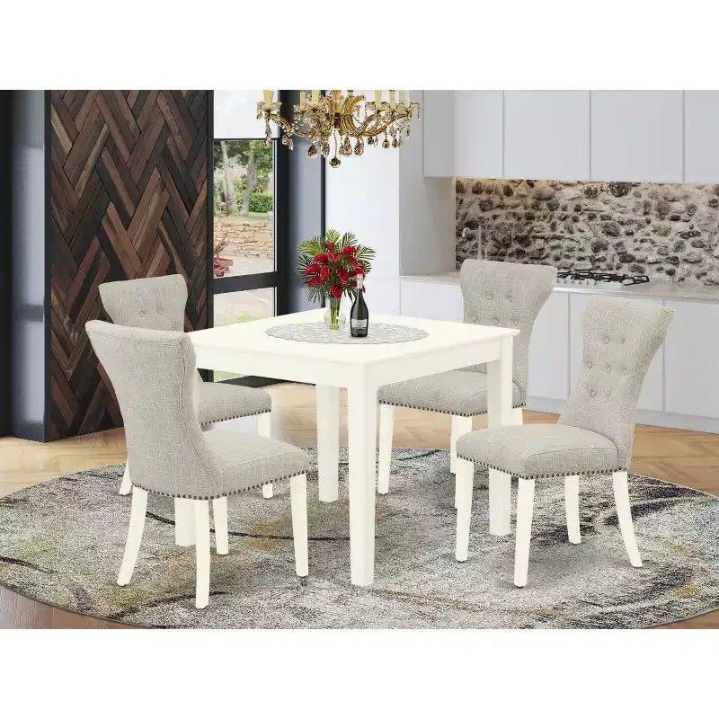 Set da pranzo in legno massiccio a 5 pezzi, finitura bianco lino, con schienale alto - 4 posti