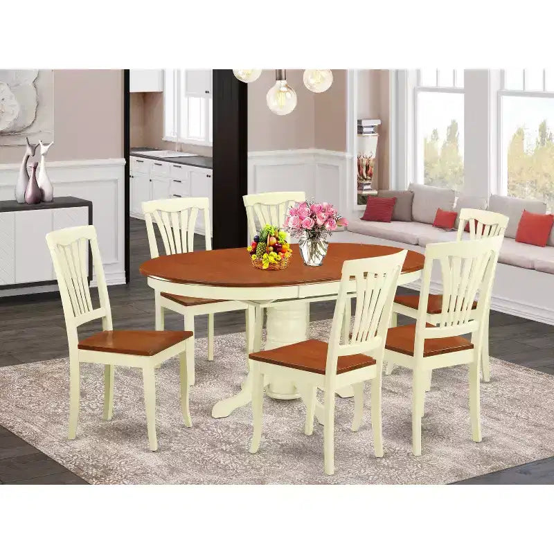 Set Sala da Pranzo Gotica - Tavolo Ovale 7 Pezzi e 6 Sedie - Finitura Ciliegio Buttermilk