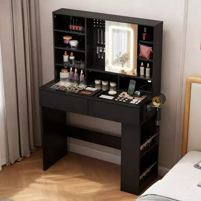 Tavolino da trucco bianco a 2 cassetti e 3 scomparti, ripiano a 3 livelli (sinistra-destra), piano in vetro, pannello laterale con vani portaoggetti