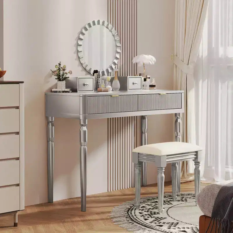 GDFStudio Cara Scrivania da toeletta retrò con specchio rotondo regolabile in altezza, sgabello in similpelle e 4 cassetti