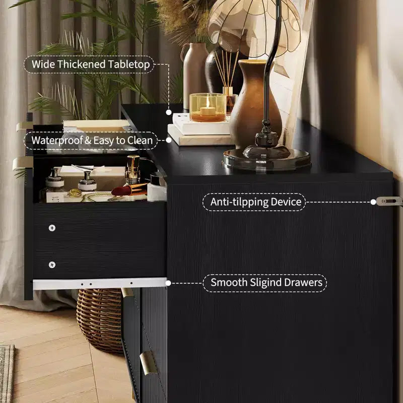 Cassettiera scanalata con 6 cassetti, comò moderno largo 120 cm con maniglie in metallo per camera da letto e soggiorno