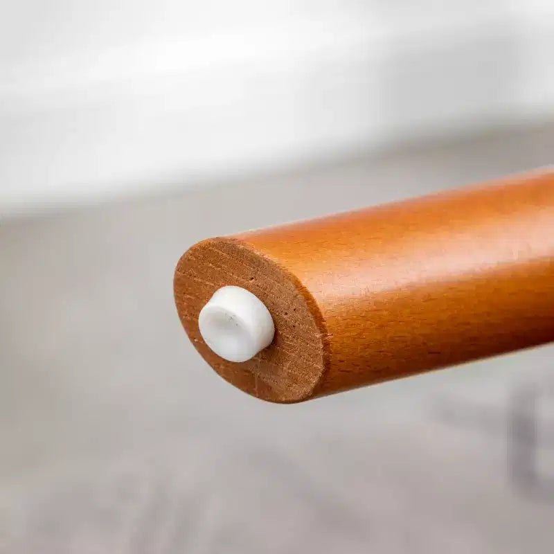 Moderna poltrona a righe con pouf, poltrona imbottita a pozzetto per soggiorno, poltrona da lettura per camera da letto o appartamento - Panipeachy
