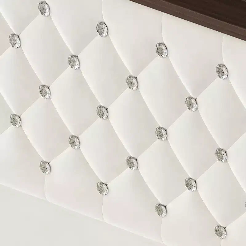 Struttura letto imbottita in velluto Queen Size con porta USB e luce notturna, letto a piattaforma con testiera ad ali e decorazioni a rivetti e mensola