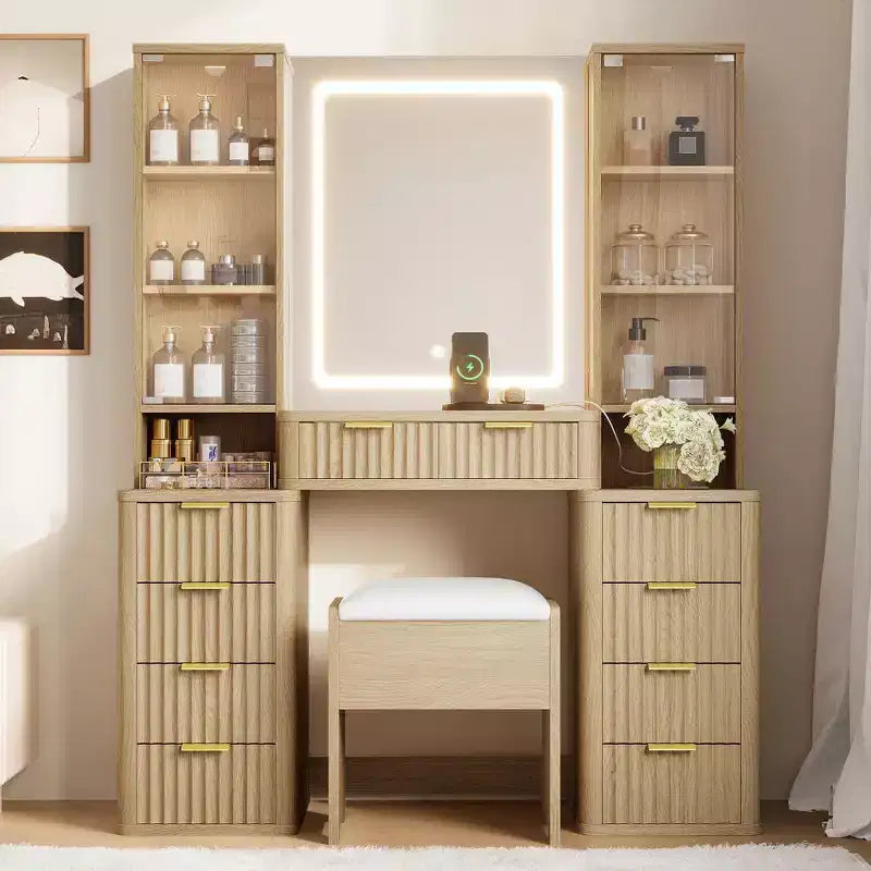 GDFStudio Ina Tavolo da trucco in legno stile Mid-Century Modern con sgabello, specchio illuminato, doppio armadietto in vetro, 10 cassetti e stazione di ricarica