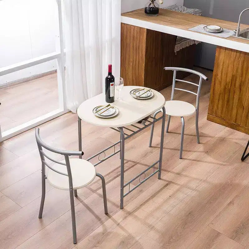 Set tavolo da pranzo per quattro persone