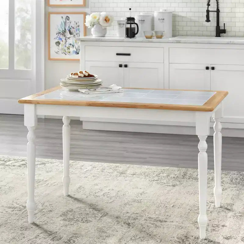 Set da pranzo rettangolare Buylateral 5 pezzi Tara Farmhouse con piano in piastrelle e sedie a fuso Bianco/Naturale