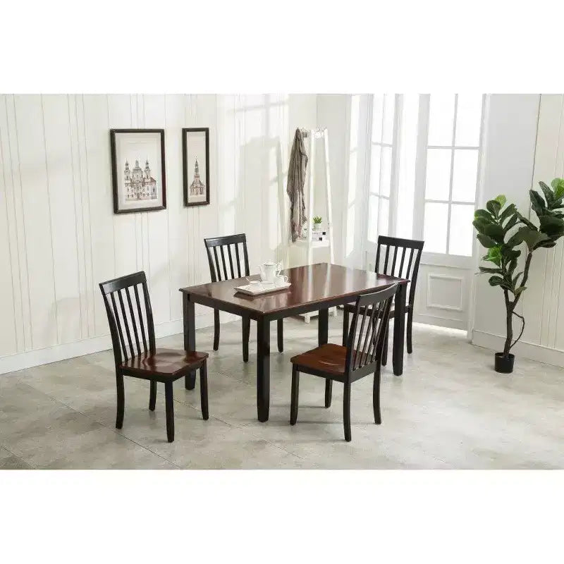 Set da pranzo Bloomington 5 pezzi nero e ciliegio - Boraam: stile tradizionale, struttura in legno di gomma, gambe affusolate, tavolo rettangolare