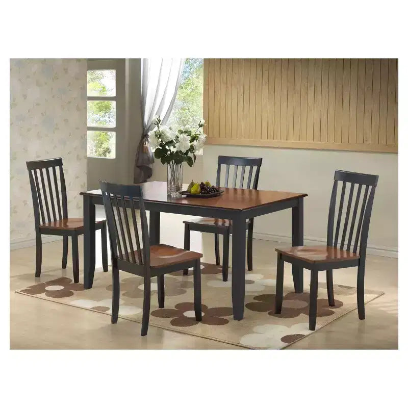 Set da pranzo Bloomington 5 pezzi nero e ciliegio - Boraam: stile tradizionale, struttura in legno di gomma, gambe affusolate, tavolo rettangolare
