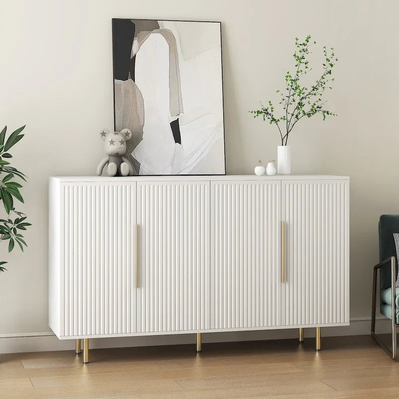 Credenza a buffet con ante decorative scanalate, Credenza in legno con maniglie in metallo, Mobile contenitore con ripiani regolabili