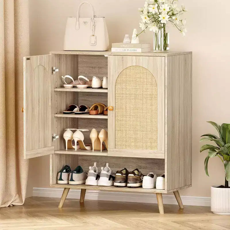 Scarpiera in Rattan con Ante, Scarpiera a 4 Ripiani per Ingresso, Armadietto Scarpiera Organizzatore con Ante in Rattan Intrecciato e Ripiani Regolabili