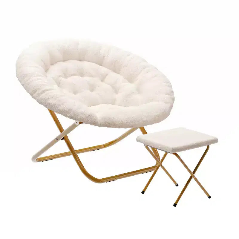 Flash Furniture Gwen 38 pollici, sedia a mezza luna pieghevole oversize portatile in pelliccia sintetica con poggiapiedi pieghevole per dormitorio e camera da letto