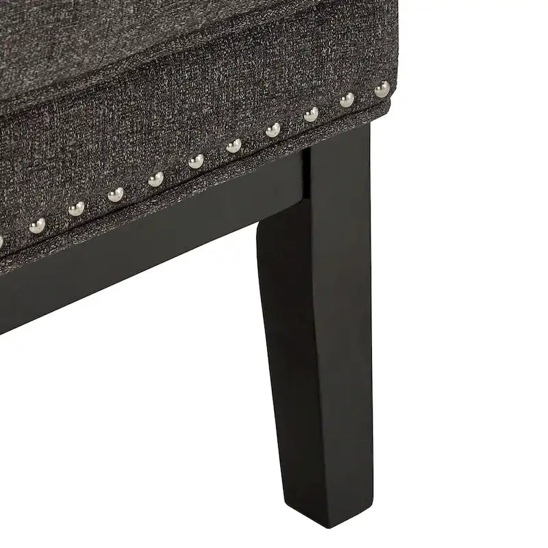 Poltrona lounge Capella Highback Wing con poggiapiedi di iNSPIRE Q Artisan