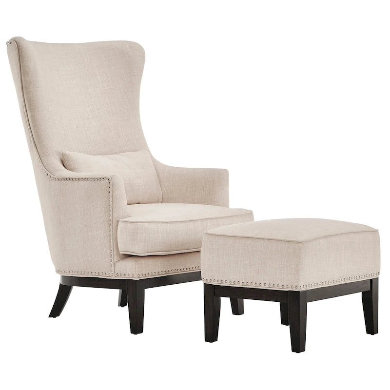Poltrona lounge Capella Highback Wing con poggiapiedi di iNSPIRE Q Artisan