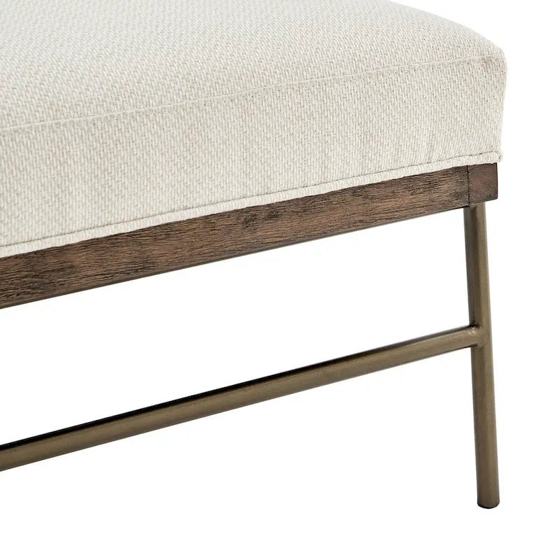 Poltrona accent Marlow in tessuto.