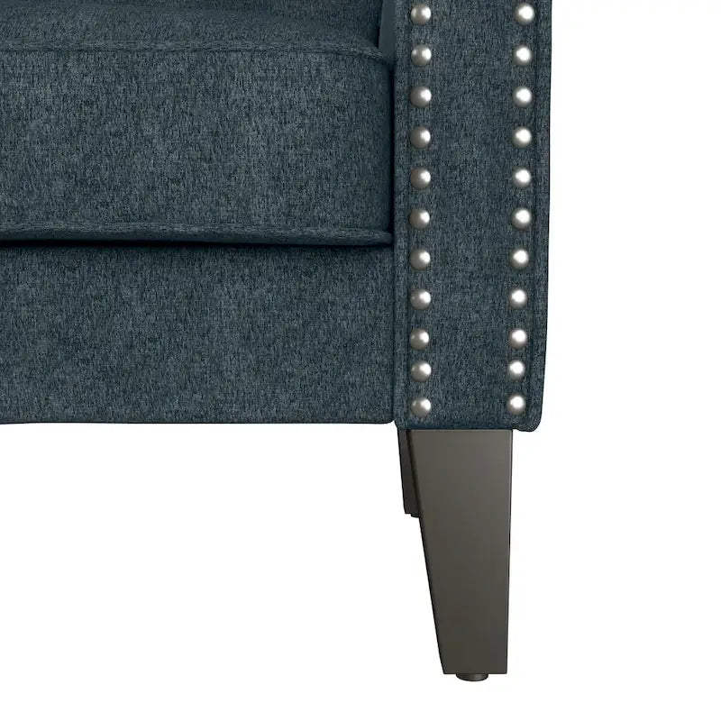 Poltrona Copper Grove Herve con braccioli arrotolati