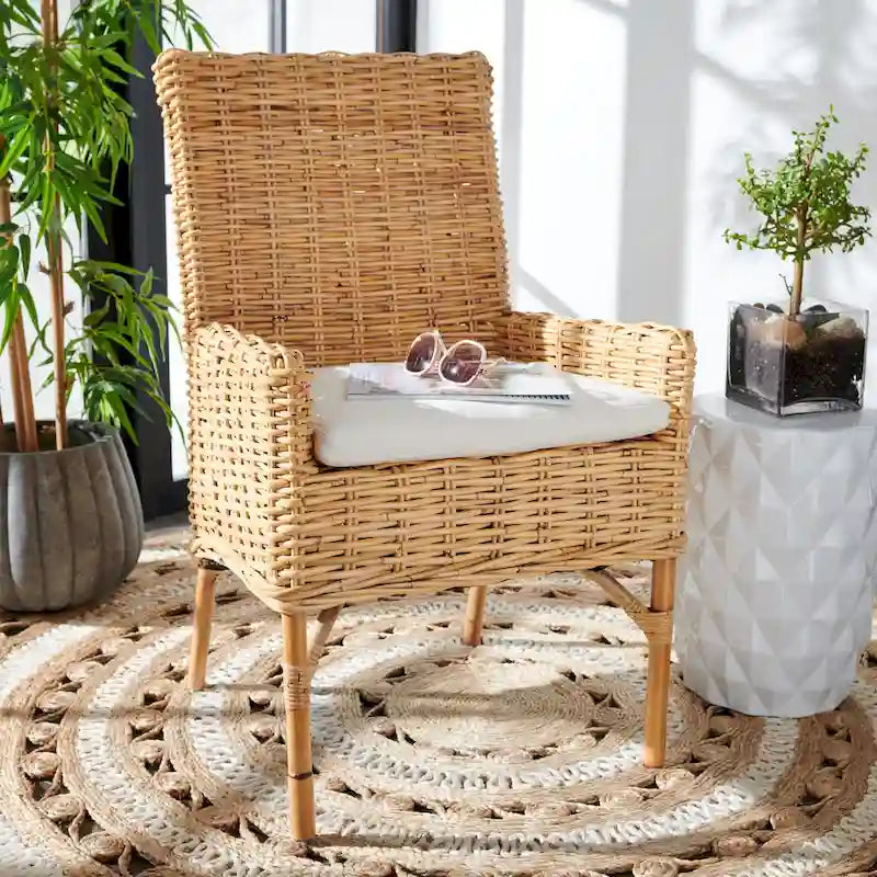 SAFAVIEH Winnifred Poltrona d'Appoggio Costiera in Rattan con Cuscino - 18.5 L x 22.8 P x 38.2 A - 19Lx23Px38A