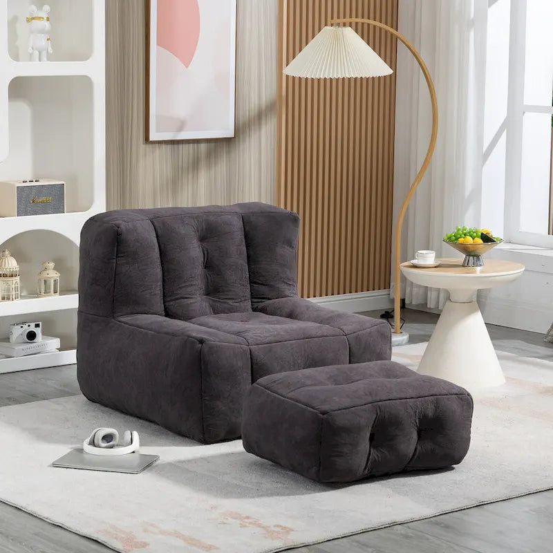 Flauschiger Sitzsack mit Memory-Schaumstoff und Hocker
