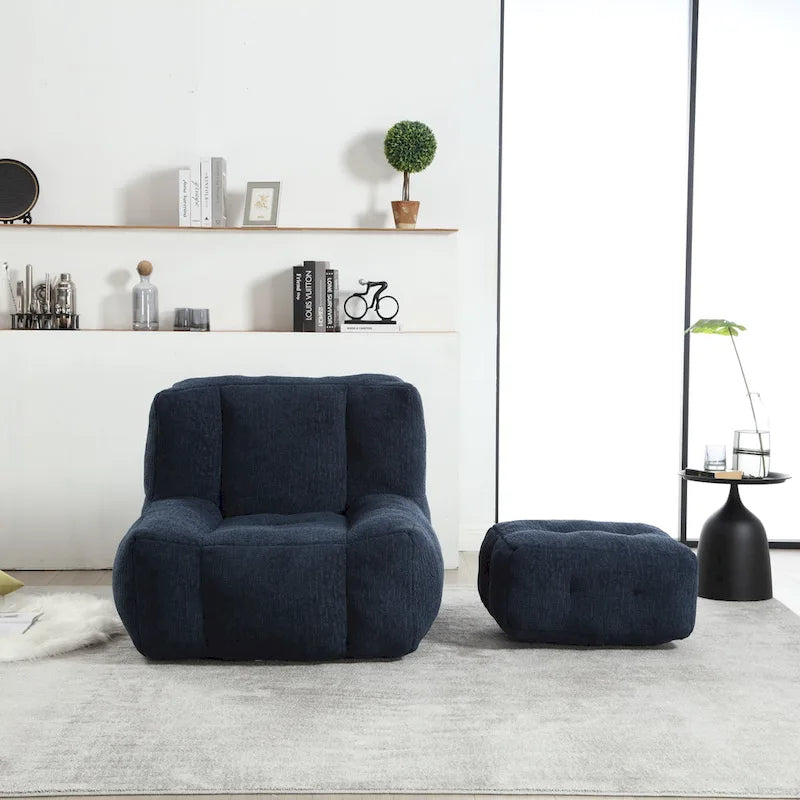 Flauschiger Sitzsack mit Memory-Schaumstoff und Hocker