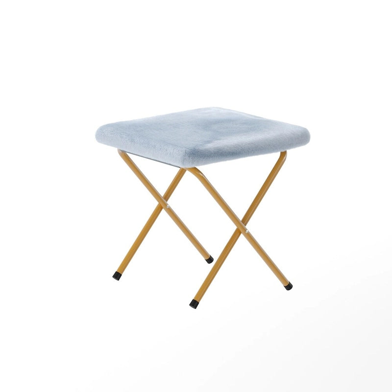 Übergroßer klappbarer Polster-Saucer-Sessel mit Hocker