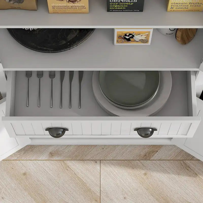 Armadio dispensa da cucina da 72 pollici, mobile tradizionale autoportante con 4 ante e 3 ripiani regolabili, ampio cassetto centrale